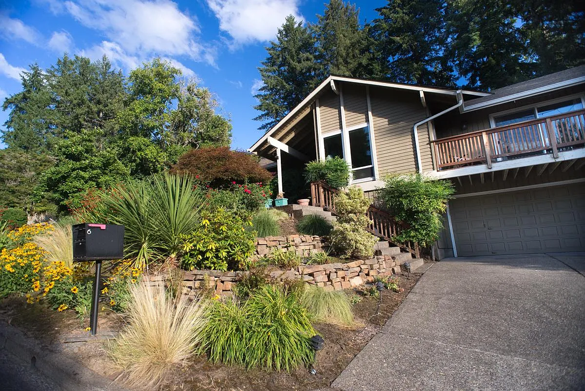 6 Westridge Dr photo 1