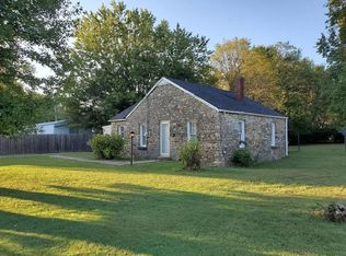 115 Church St, Portland, TN 37148