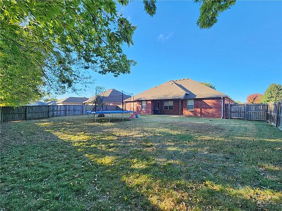 5th image of 11095 Rosebay Ln