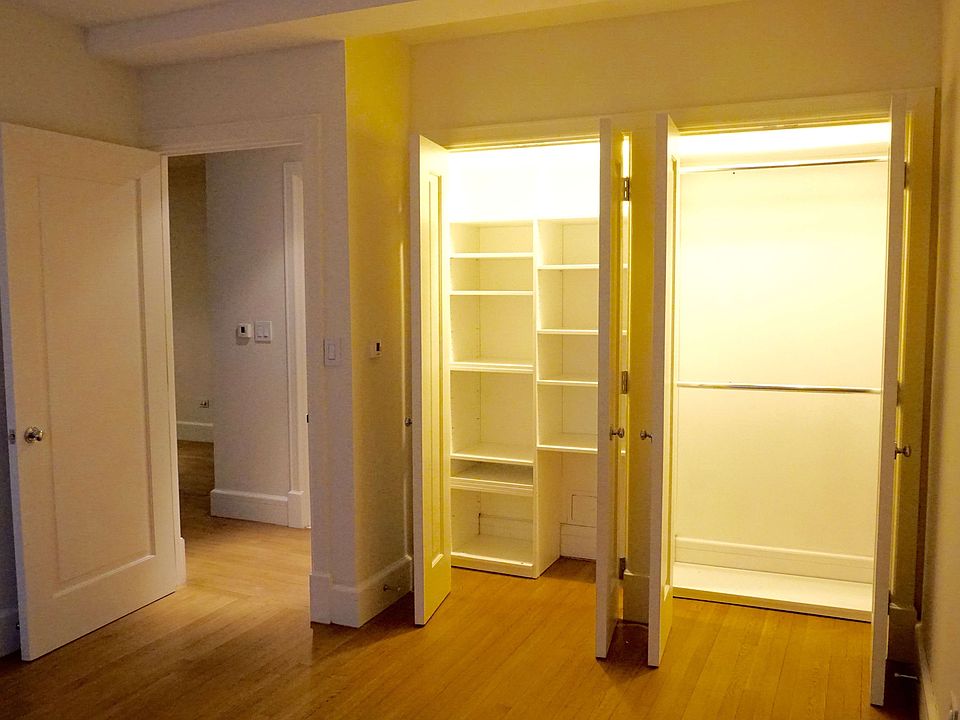 1st image of 27 W 72nd St #1002