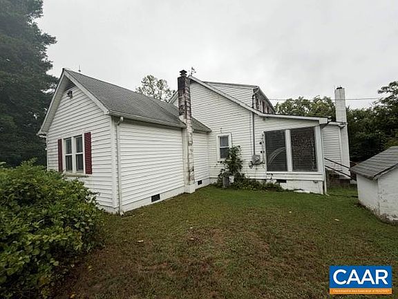 2nd image of 3057 Ridge Rd