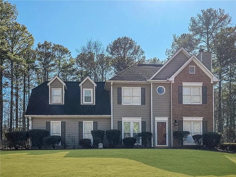116 Crossroads Estates Dr — Photo 1