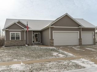 258 Foothills Ln SE, Rochester, MN 55904