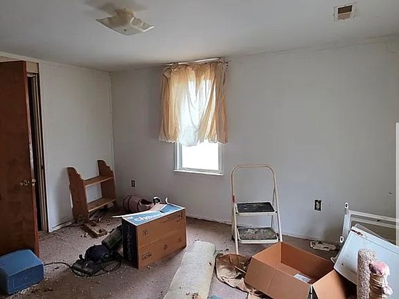 3rd image of 379 Locust Street