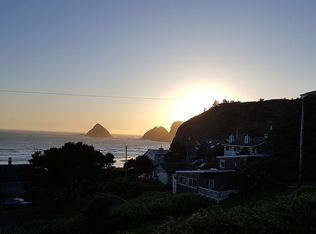 1635 Rosenberg Loop, Oceanside, OR 97134