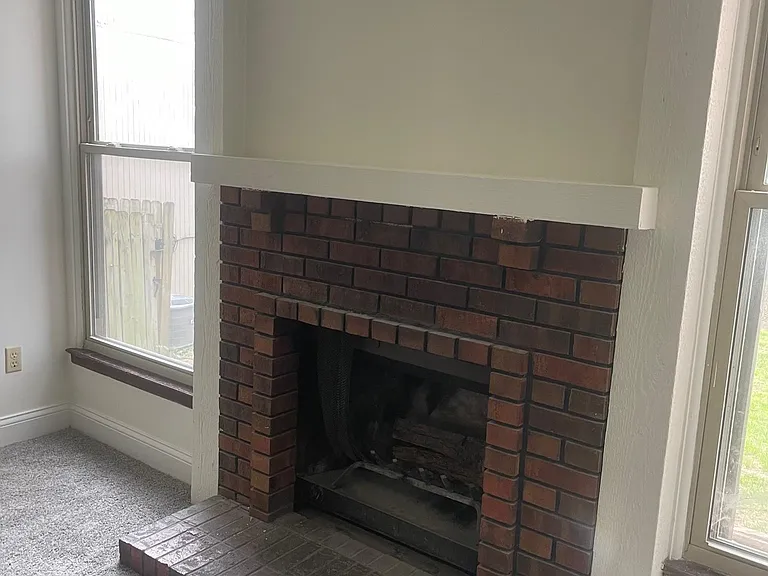 7608 W 86th St — Photo 5