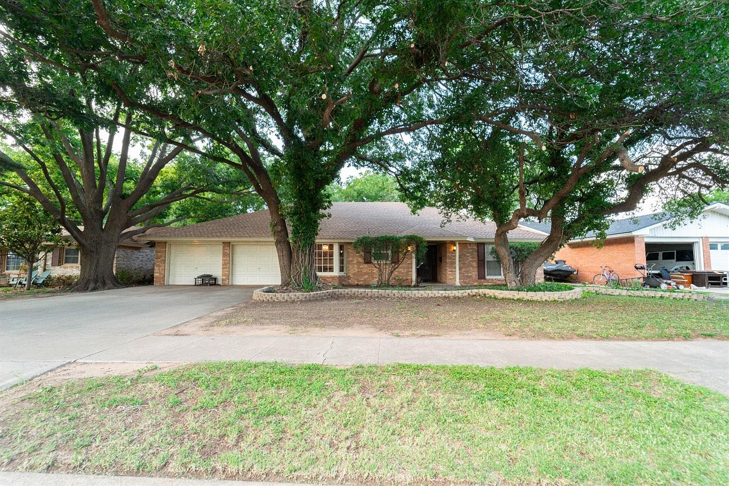 Stringer Insurance Tahoka Refined Property Investments