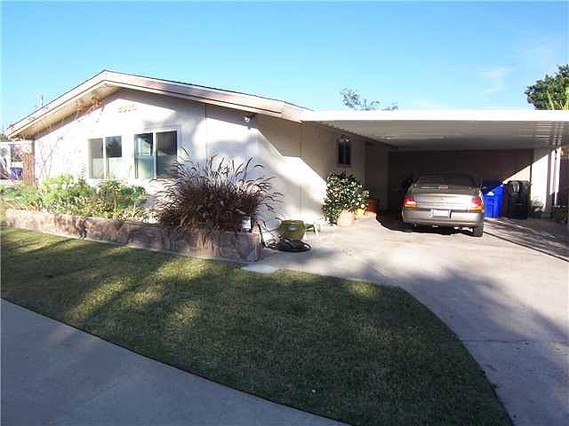 2nd image of 2883 Mobley St