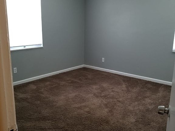 4th image of 5108 E 28th Ave APT A