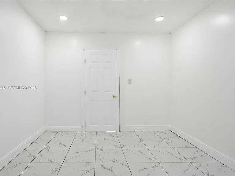 2280 SW 43rd Ave #2 — Photo 11