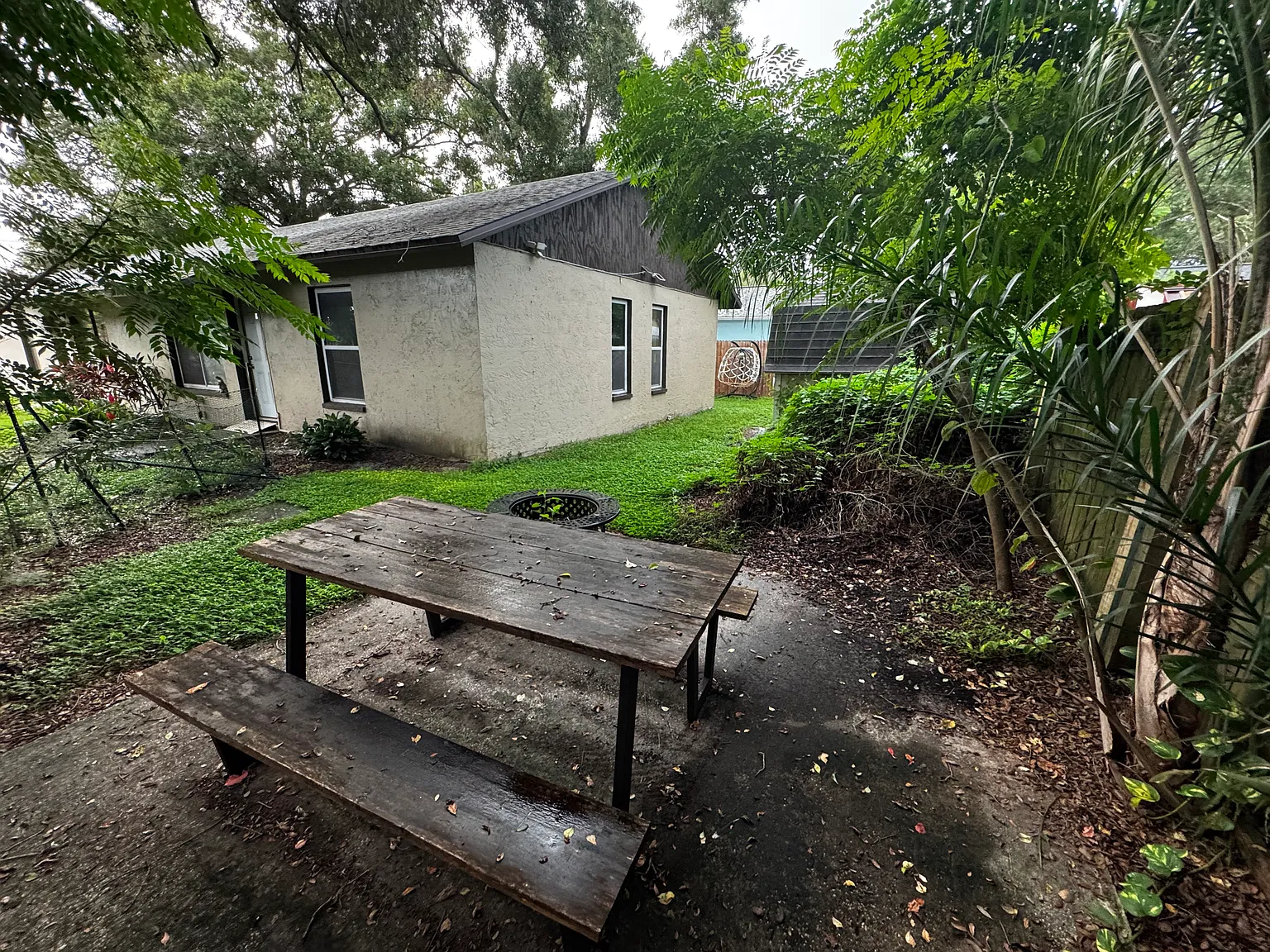 2 bed, 888 sqft, $1,700 — Photo 1