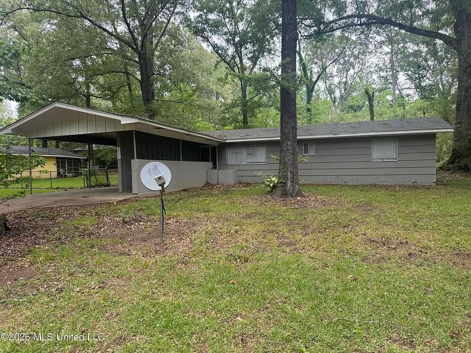 1st image of 1340 Woody Dr