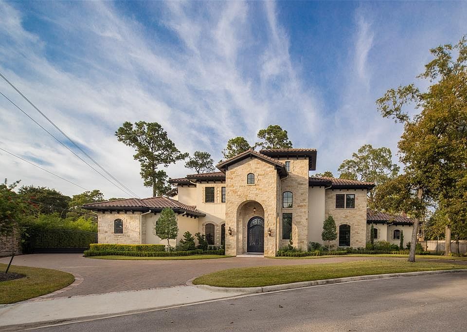 1st image of 1 Saddlehorn Ln
