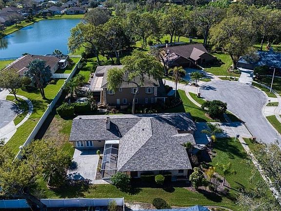 2nd image of 1105 Deer Run Pl