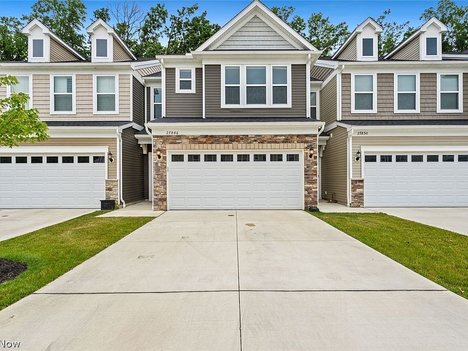1st image of 27846 Birchwood Ct