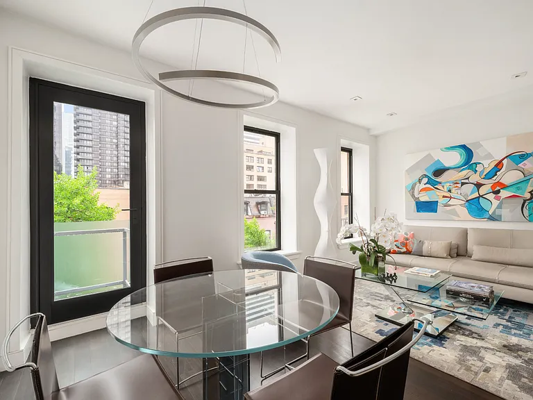 345 E 50th St #5D — Photo 6