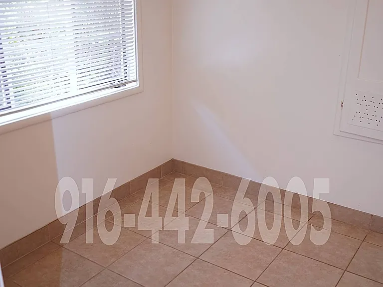 2426 P St #6 — Photo 4