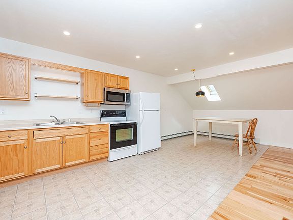 2nd image of 345 Dry Hill Rd #2