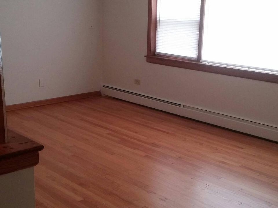 2nd image of 1649 S Harlem Ave