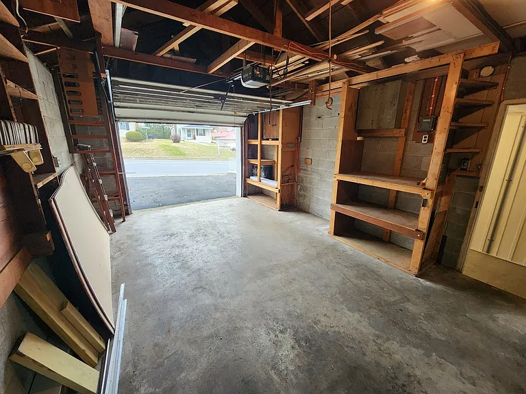 344 W Baltimore St — Photo 21