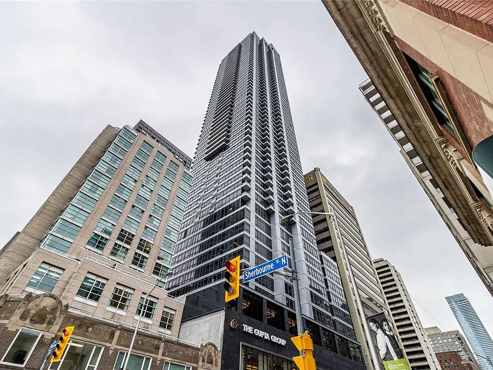 1st image of 395 Bloor St E #2210