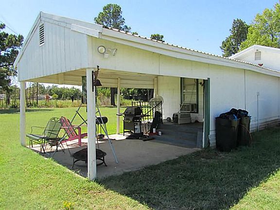 3rd image of 626 County Road 2145