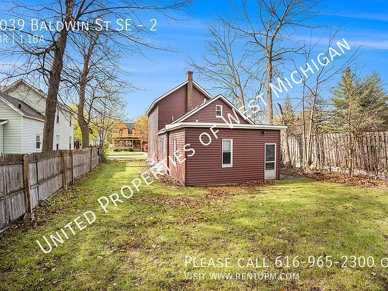 1039 Baldwin St SE #2 — Photo 13