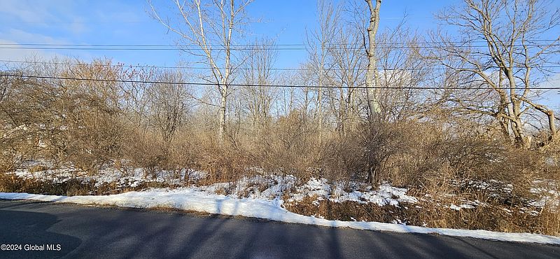 4th image of L10 Waite Road