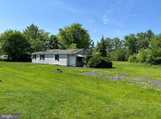 28 Almont Rd, Sellersville, PA 18960