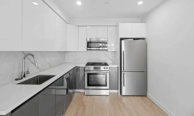 Rented by REAL New York | media 47