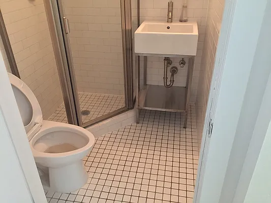 Rented by Ivory Real Estate Group, LLC | media 32