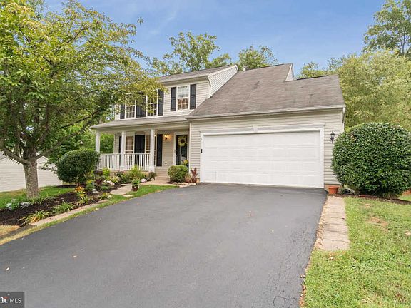 2nd image of 3709 Carlyle Ct