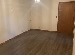 1422 Military Ave #3, Omaha, NE 68131