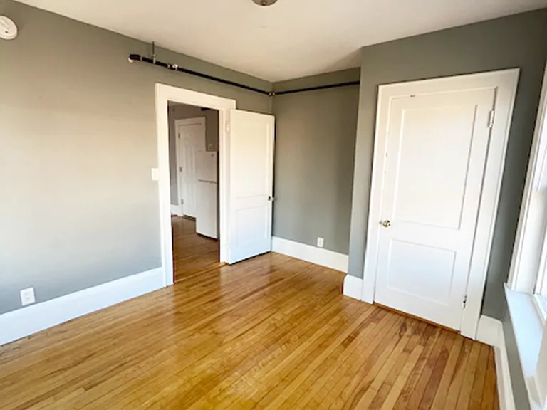 145 Main St — Photo 9