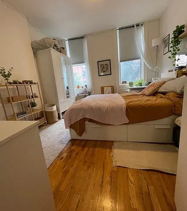 143 Montrose Ave #2R
