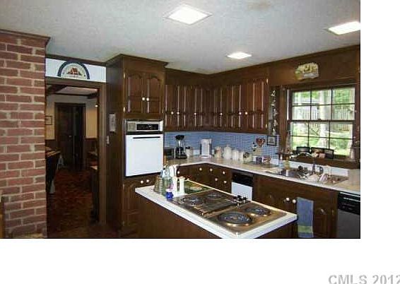 2nd image of 409 Florence Cir
