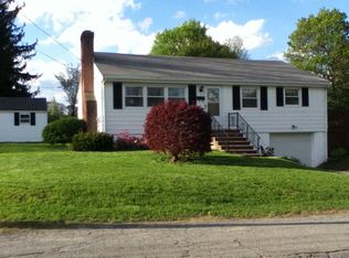 4 Faneuf St, Auburn, MA 01501