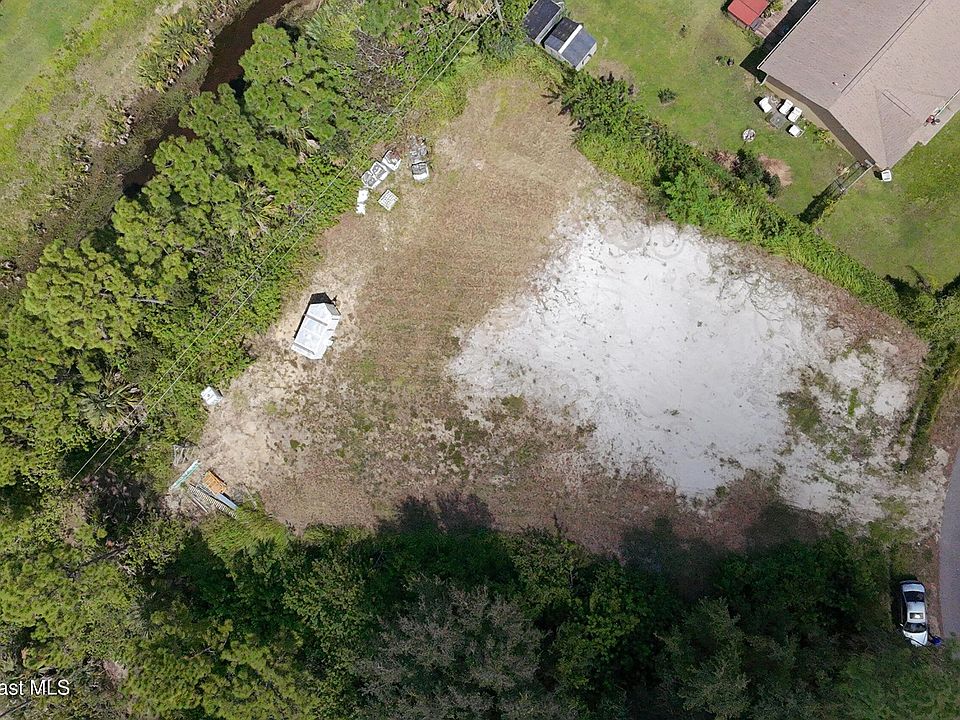 1st image of 895 Tedder Rd SE
