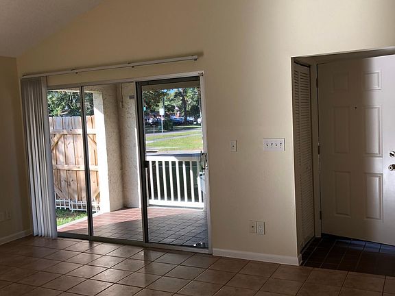 4th image of 1382 Sleepy Hollow Ct