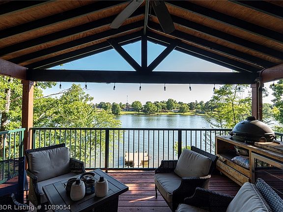 4th image of 2511 Lakeside Dr