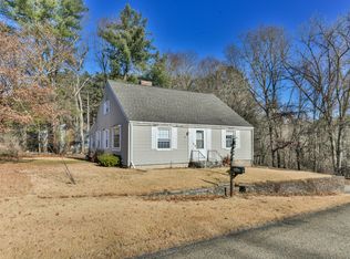 38 Hurlbut St, Putnam, CT 06260