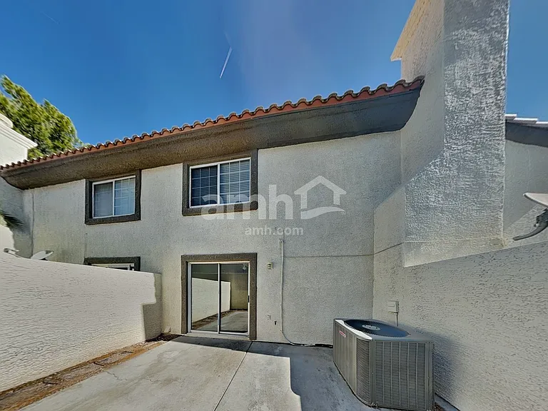207 Luninborg St — Photo 19