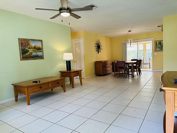 5th image of 1043 Coral Drive