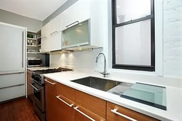 Sold by Douglas Elliman | media 28