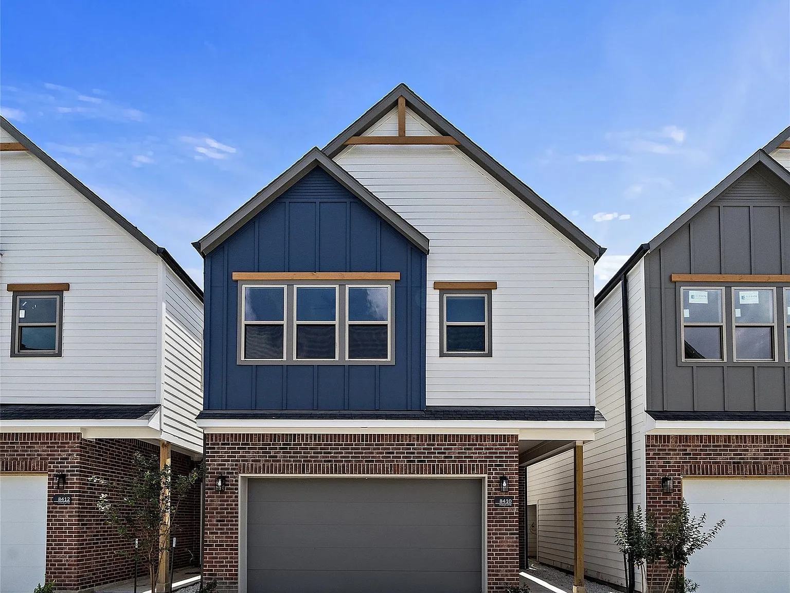 3 bed, 3.5 bath, 1845 sqft, $3,100 — Photo 1