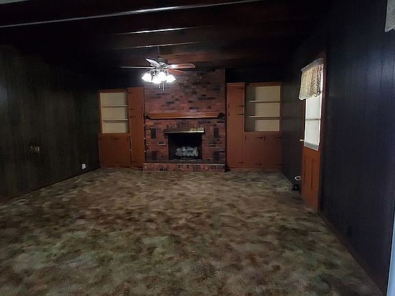 4th image of 726 Sloan St