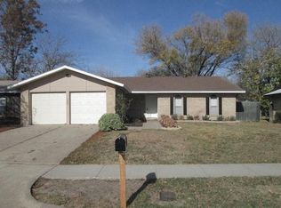 1803 Wickersham Dr, Arlington, TX 76014