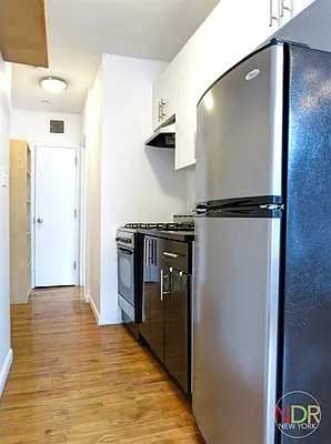 Rented by Next Door Realty NYC | media 22