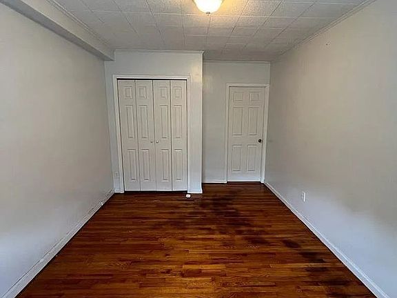 2nd image of 2422 Wilson Ave Unit 1B