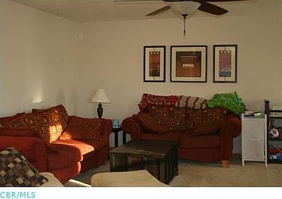 2nd image of 383 Lilyfield Ln